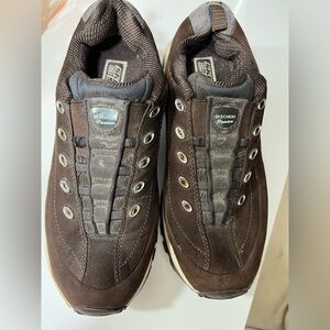 brown leather Skechers Premium
Sport slip-on sneakers.